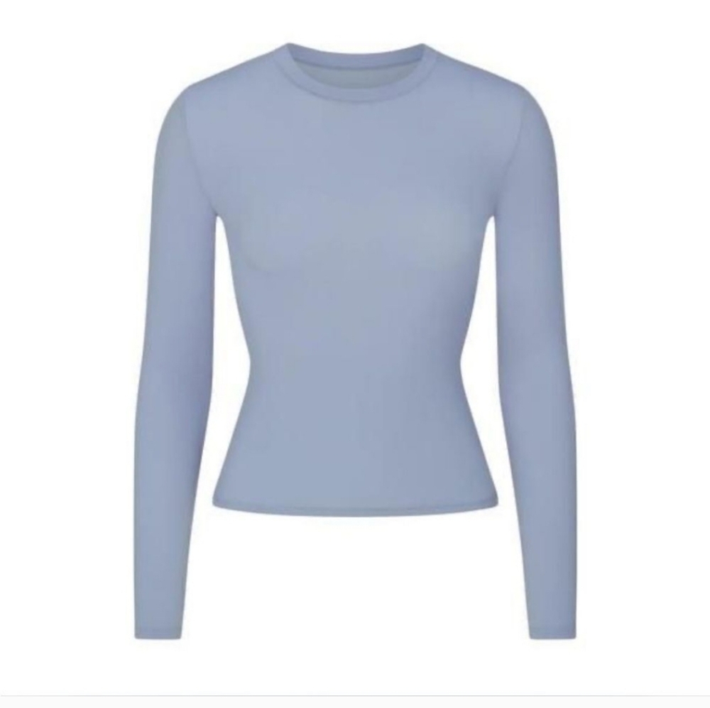 NWT SKIMS FITS everybody long sleeve M
